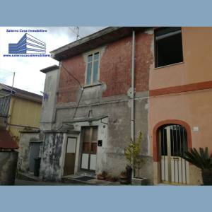 porzione di fabbricato acquamela 